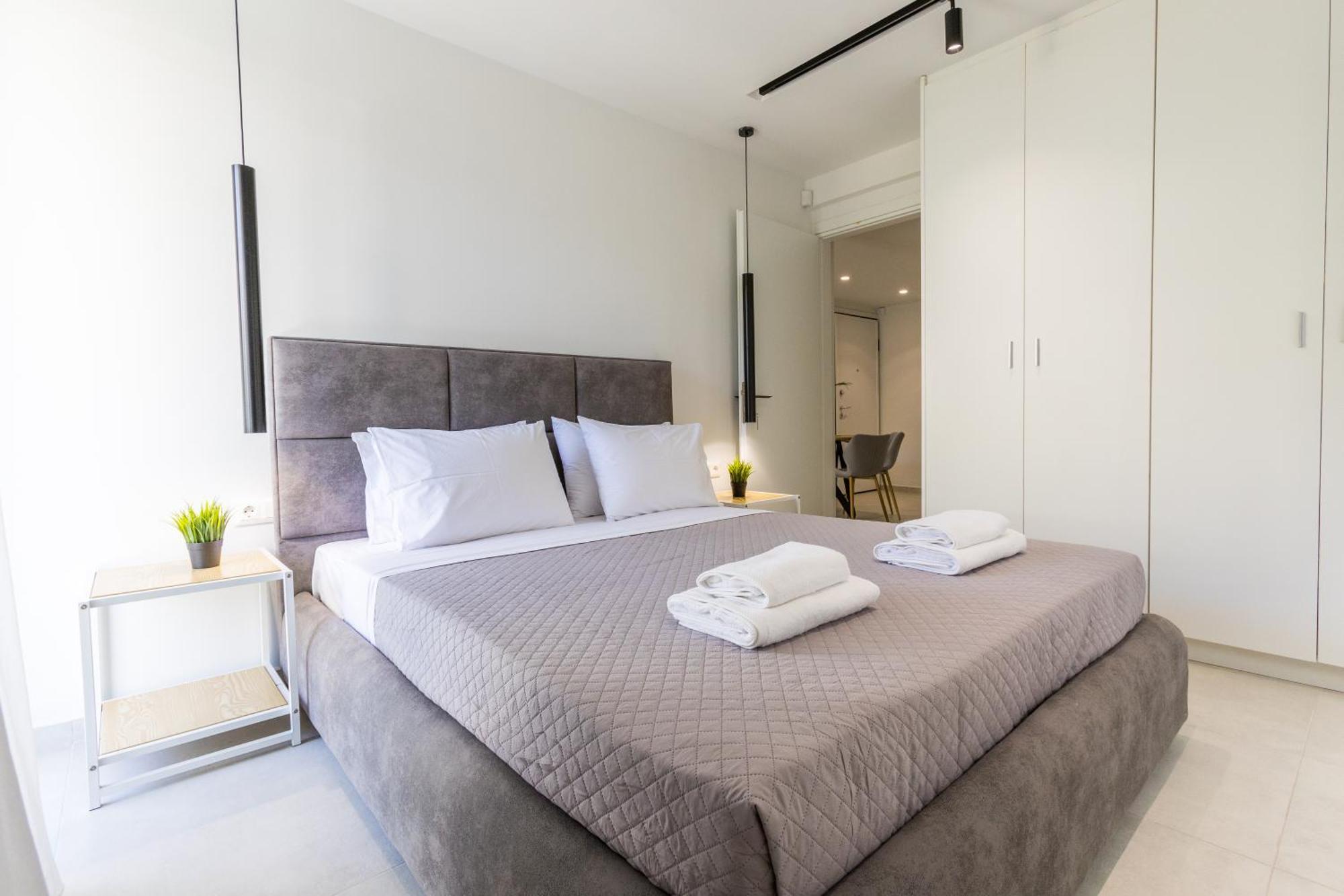 Varkiza Luxury Suites By Raise Vari  Exterior photo