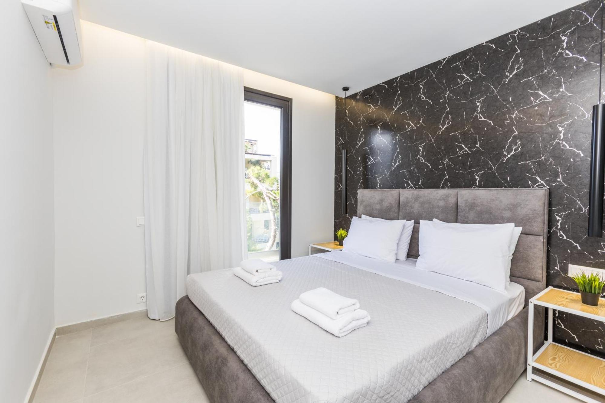 Varkiza Luxury Suites By Raise Vari  Exterior photo